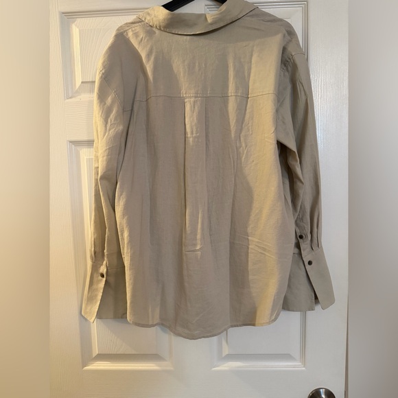 H&M Women's Beige Button-Down soft Linen shirt - Picture 2 of 5